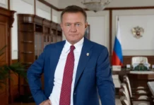 Russian transport minister fired by Vladimir Putin ‘dies by suicide’