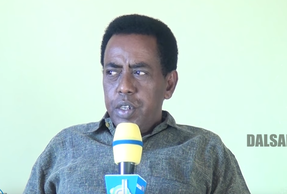 Prof Yaxye Sh.Caamir”Bankiga dhexe guddoomiye kama noqonkaro qof ajnabi ah