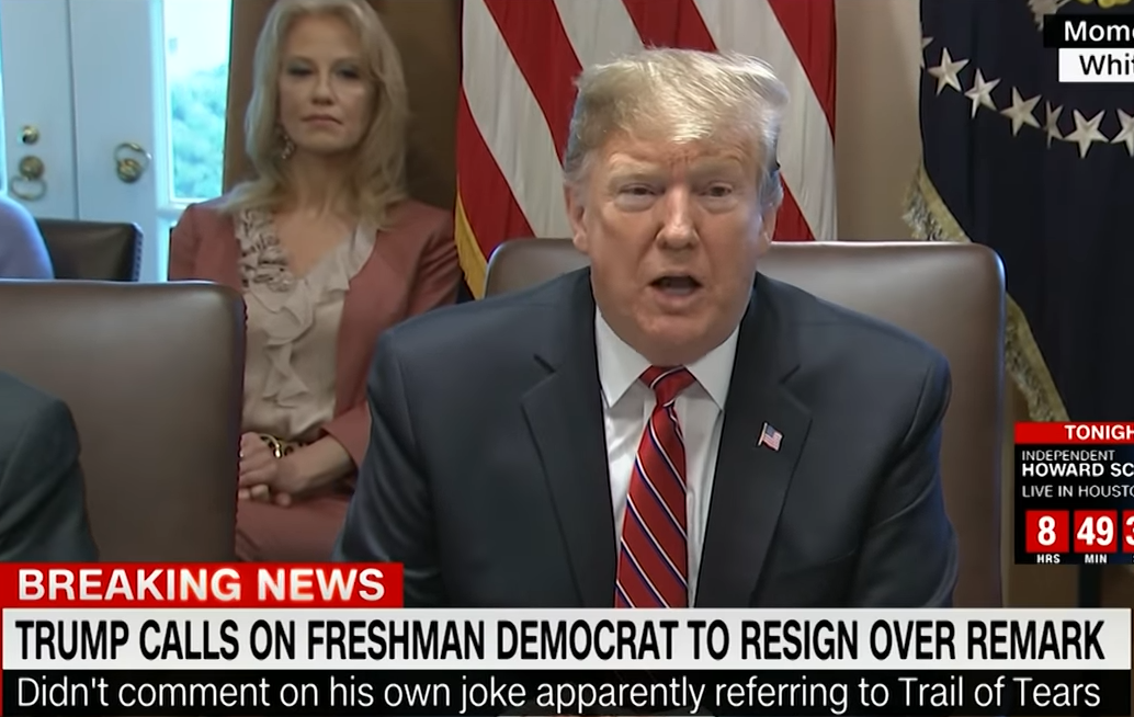 DAAWO:-Trump oo Ilhan Cumar ugu baaqay inay iscasisho