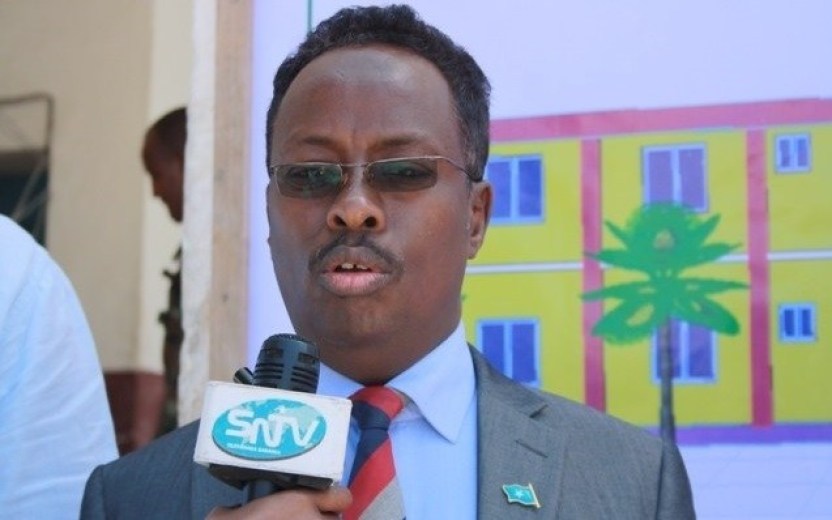 Wasiir Maareeye oo Amarro culus kusoorogay wariyayaasha Dowlada