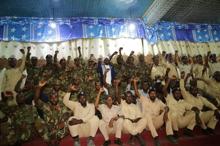 SAWIRRO:- Kooxda Sufa Ee Dhusa mareeb oo Dagaal isku Diyaariyay