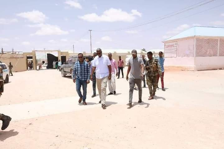 SAWIRRO;- Hogaamiyaha Xisbiga wadajir oo Booqday Cadaado Deeq Lacageedna Gaarsiyay..