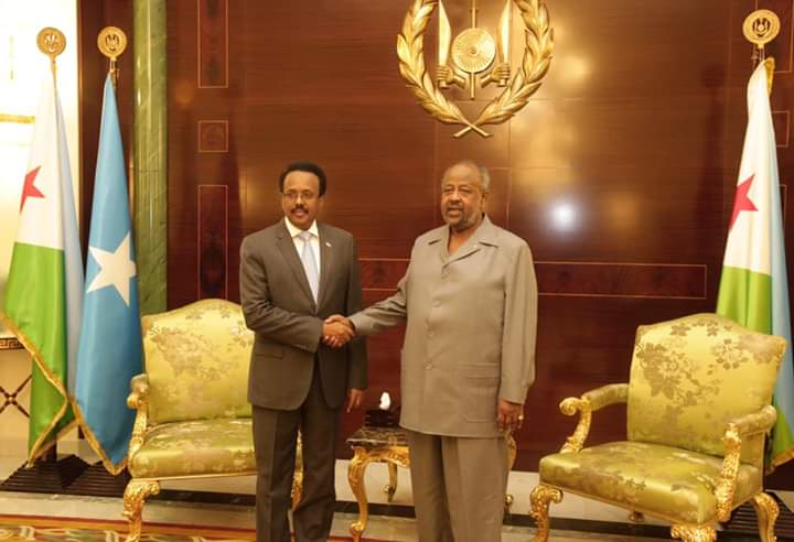 Madaxweynaha Somaliya oo La Kulmay Madaxweynaha Dalka Jabuti