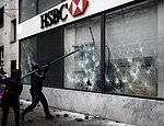 Gilets jaunes smash Paris banks on first anniversary of Yellow Vest movement