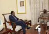 Farmaajo oo dalbaday in loo kala dhex boxo isaga iyo Axmed Madoobe