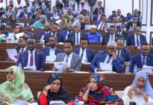 Baarlamaanka oo dhameystiray dooda wax ka badelka Dastuurka.