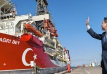 Markabkii shidaalka soosaari lahaa oo iamanaya Somliya