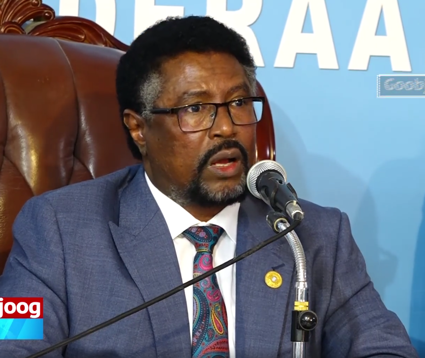 Daawo siduu noqday fadhiga Golaha shacabka markii ay ansixinayeen xeerka xulidda guddiga agaasinka bankiga dhexe