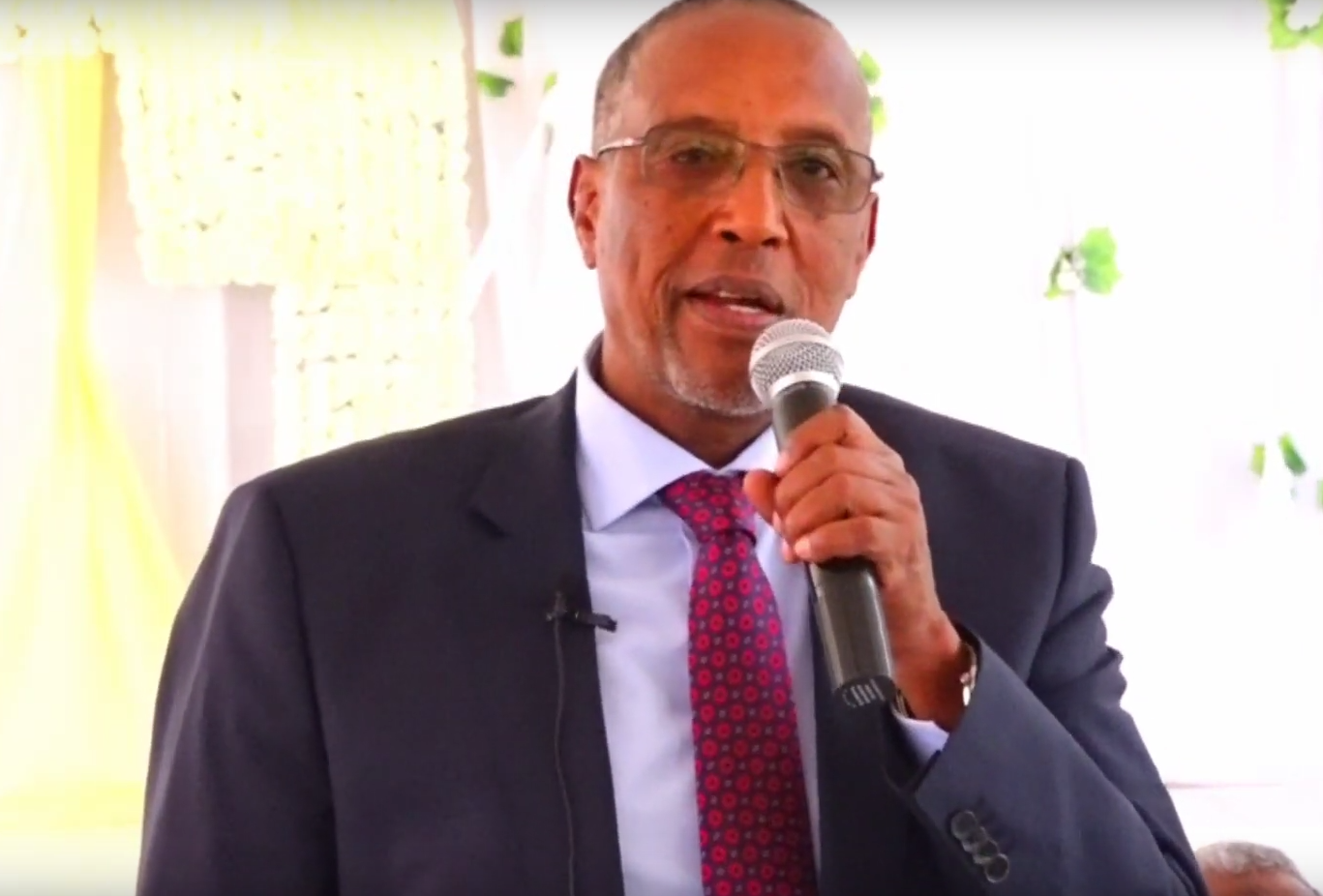 Muuse Biixi oo lakulmay Beesha Garxajis +VIDEO