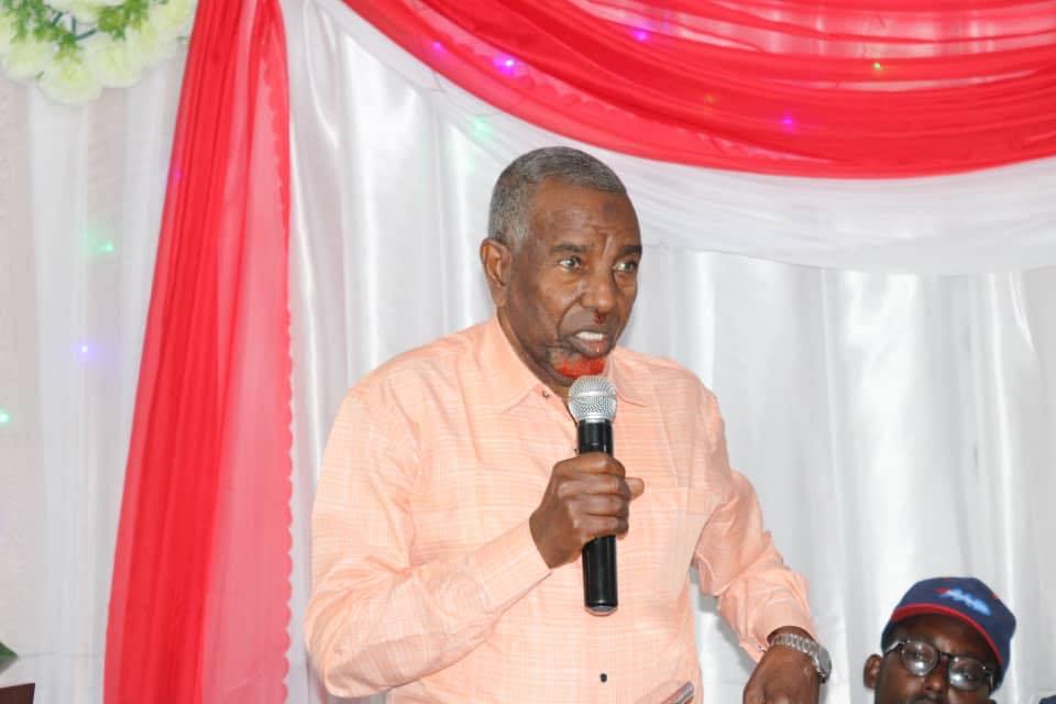 Xildibaan Cismaan Cilmi Boqore oo ladilay