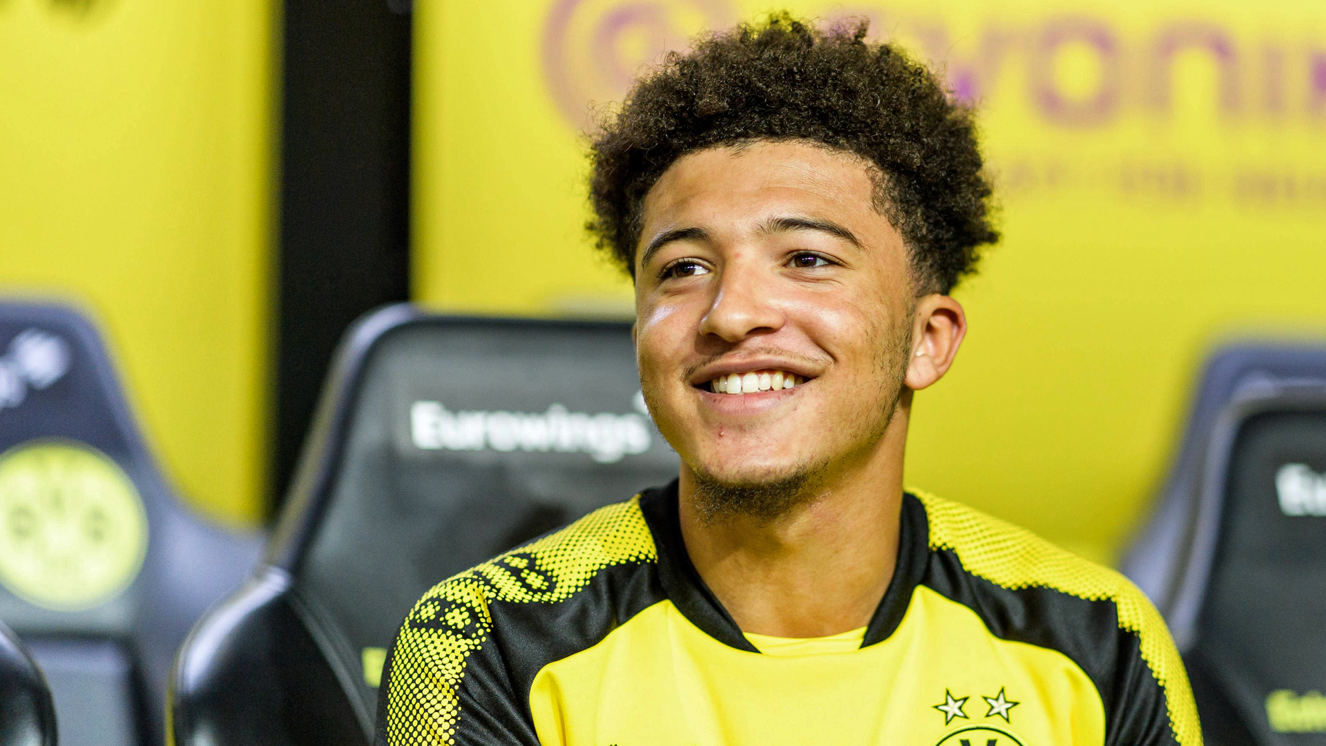 Man United Oo 70 Milyan Ginni Ku Dooneysa Jadon Sancho