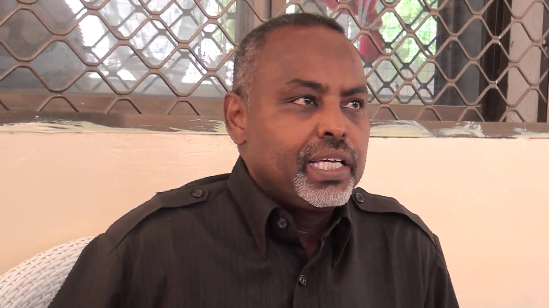 Full Video:- Tarsan oo kacalacalay daryeel la aan