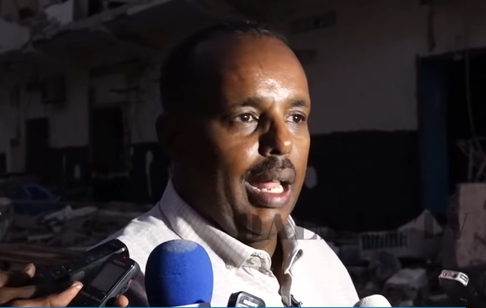 DAAWO:-Ex xildhibaan Cabdi Barre Farmaajo ha is casilo
