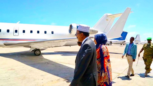 Farmaajo oo Galabta u dhooofay Uganda