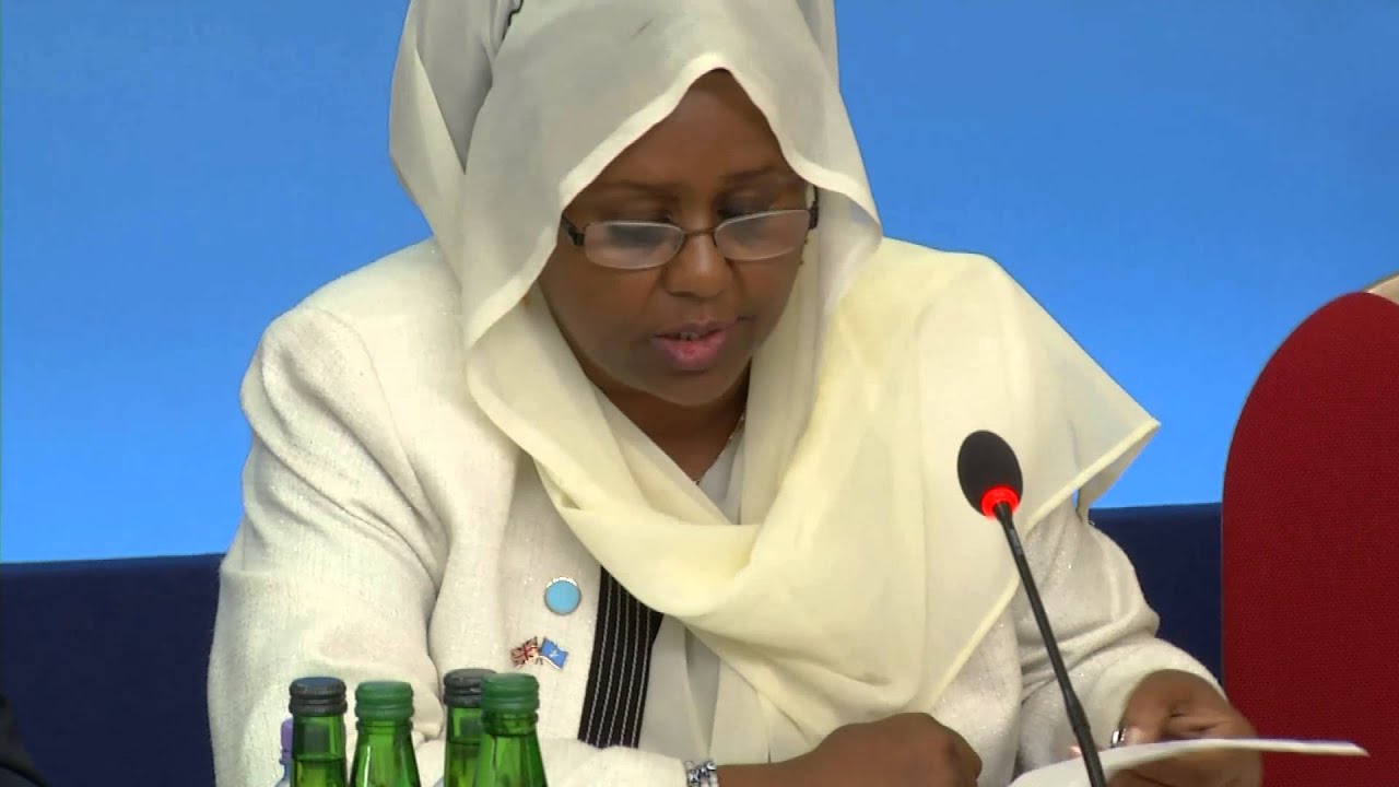 DAAWO:- Xildhibaan Fowsiyo Yusuf Xaaji Oo Eedeysay Dowlada