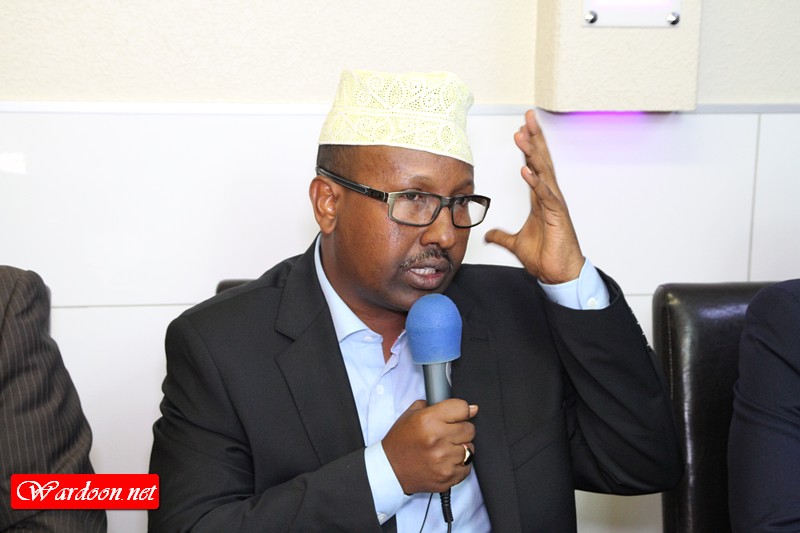 Xildhibaan Axmed Macalin Fiqi “Farmaajo Markii shacabka Taageeradooda uu waayay ayuu Qabiil iyo Al Shabaab ku tilmaamay”