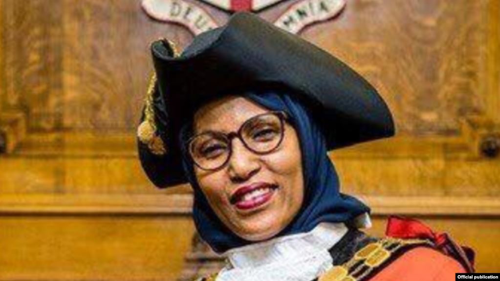 Haweenay Soomaaliyeed oo Gudoomiye kanoqotay degmada Islington ee London+COD