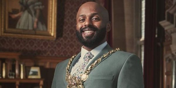 Wiilkii Soomaaliga ahaa ee Trump Degmadiisa u diiday oo Loo doortay Baarlamanka Yurub