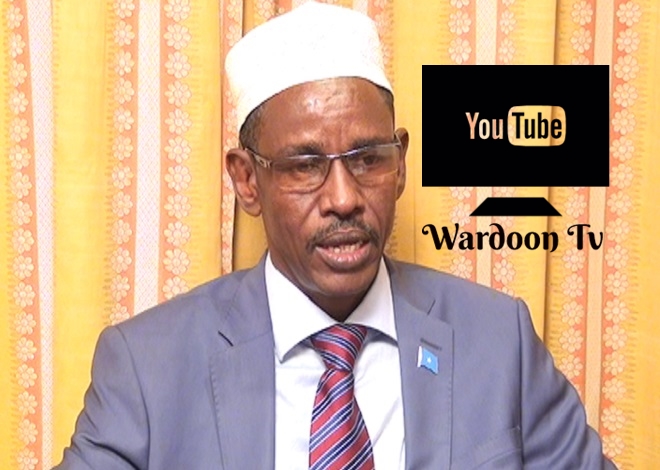 Senetor Fartaag Oo la saftay axmed madoobe+VIDEO