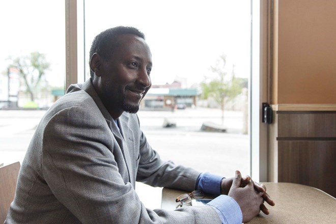 Gudoomiyihii Gobolka Galgaduud oo Canada iska dhiibay