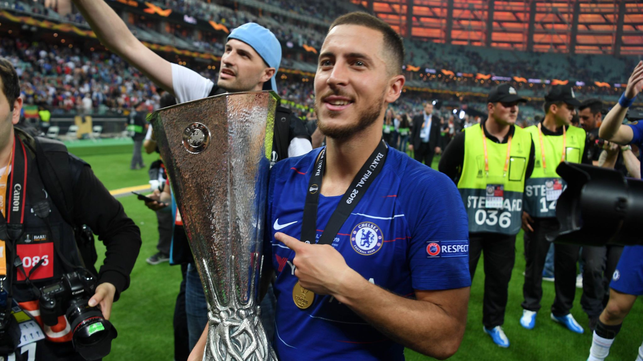 Hazard Oo Xaqiijiyay In Uu Ka Tagayo Chelsea