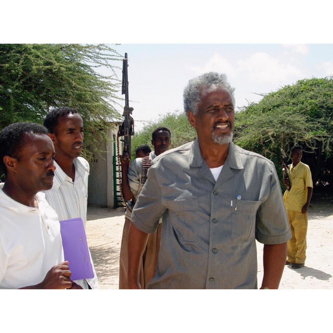 Maxamed Qanyare Afrax oo saaka Muqdisho ku geeriyooday