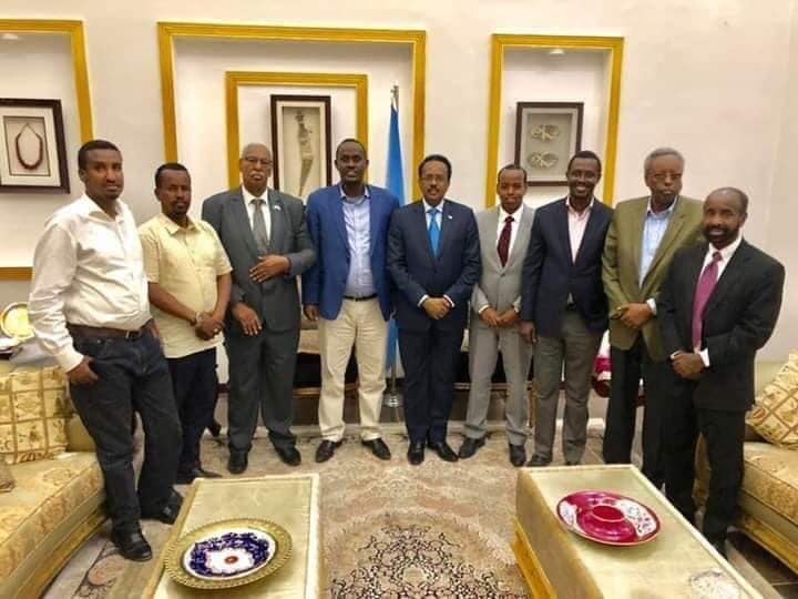 Farmaajo oo lakulmay Xaaf