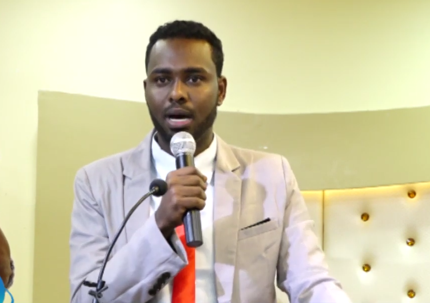 Abaadir’Waan ka naxay inaan Macalinkeygi Ka Guuleystay’+VIDEO