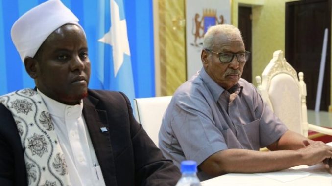 Madaxweyne Xaaf iyo Ahlusuna oo lagu dhex dhexaadinayo Muqdisho.