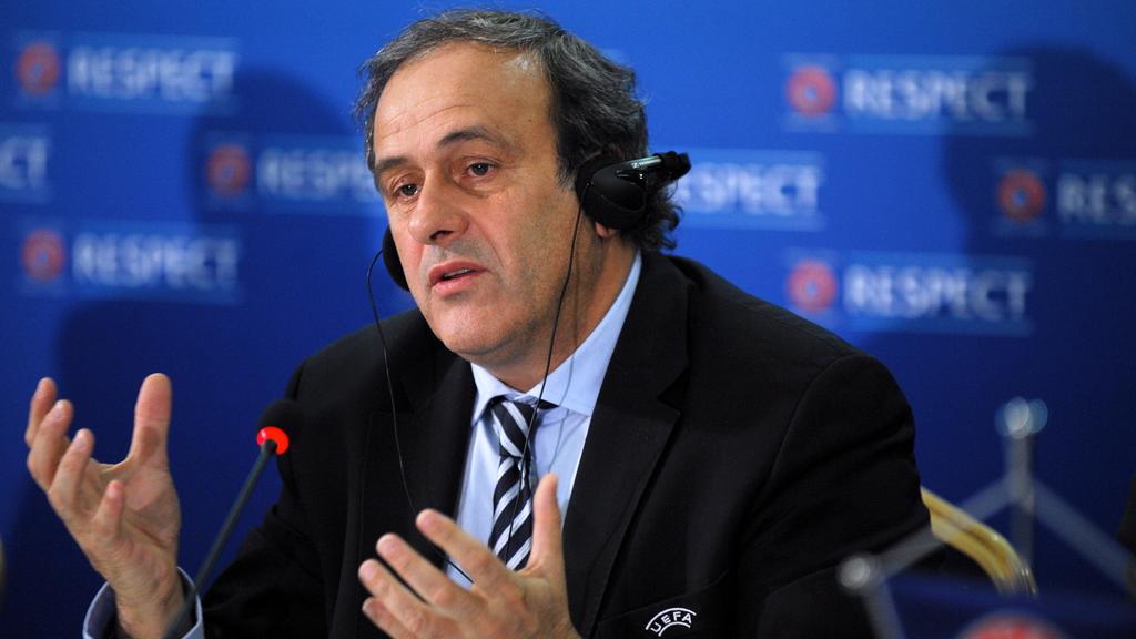 Madaxii hore ee UEFA Michel Platini oo laxiray