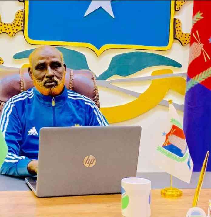 Ninkii ugu da’da weynaa oo loo magacaabay Guddoomiye degmo