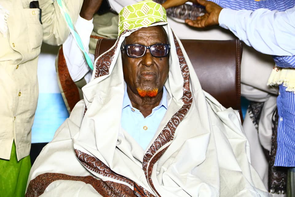 Daawo’- Beesha Wuqujiye oo Suldaan Cusub ku Boqraday Magaalada Hobyo iyo Madax ka Tirsan Galmudug oo soo dhaweysey