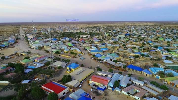 Waxaa la Cilaaamiyay Waqtiga Rasmiga ah Ee Uu Furmayo Shirka Dib uheshisinta Dhuusa Mareeb