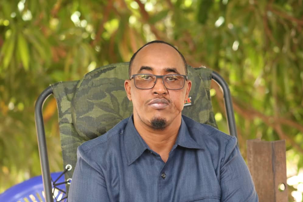 Wasiirki amniga jubaland oo Muqdisho lagu xiray