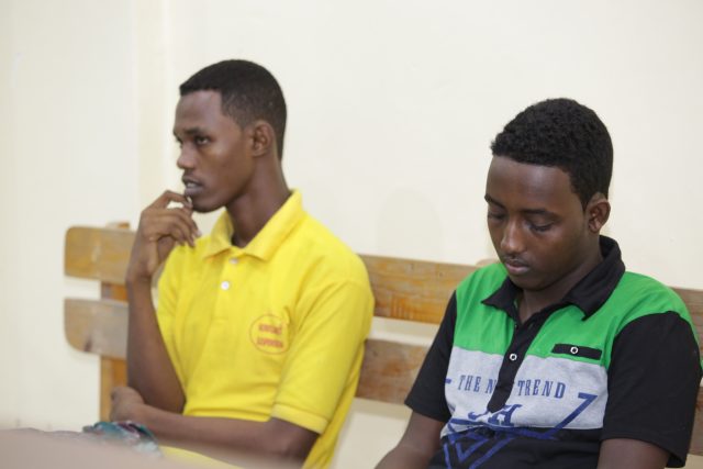 Labo Shabaab ah oo saakay latoogtay