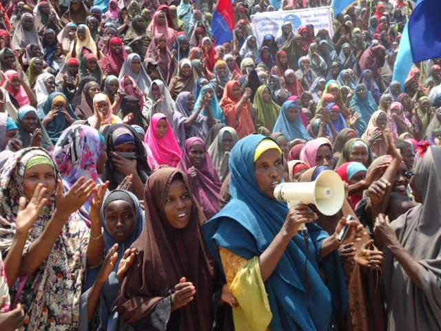 Daawo:- Dibad Baxayo Looga soo Horjeeda Dowladda Farmaajo iyo kheyre Oo ka dhacay Hiiraan.
