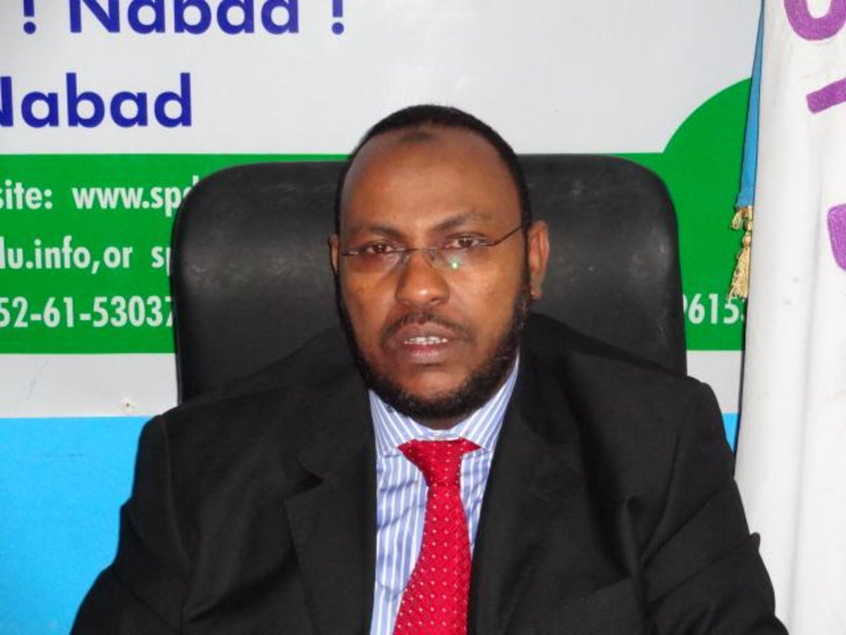 C/laahi Sheikh oo u Jawaabay Aadan Bare Ducaale” (Video)