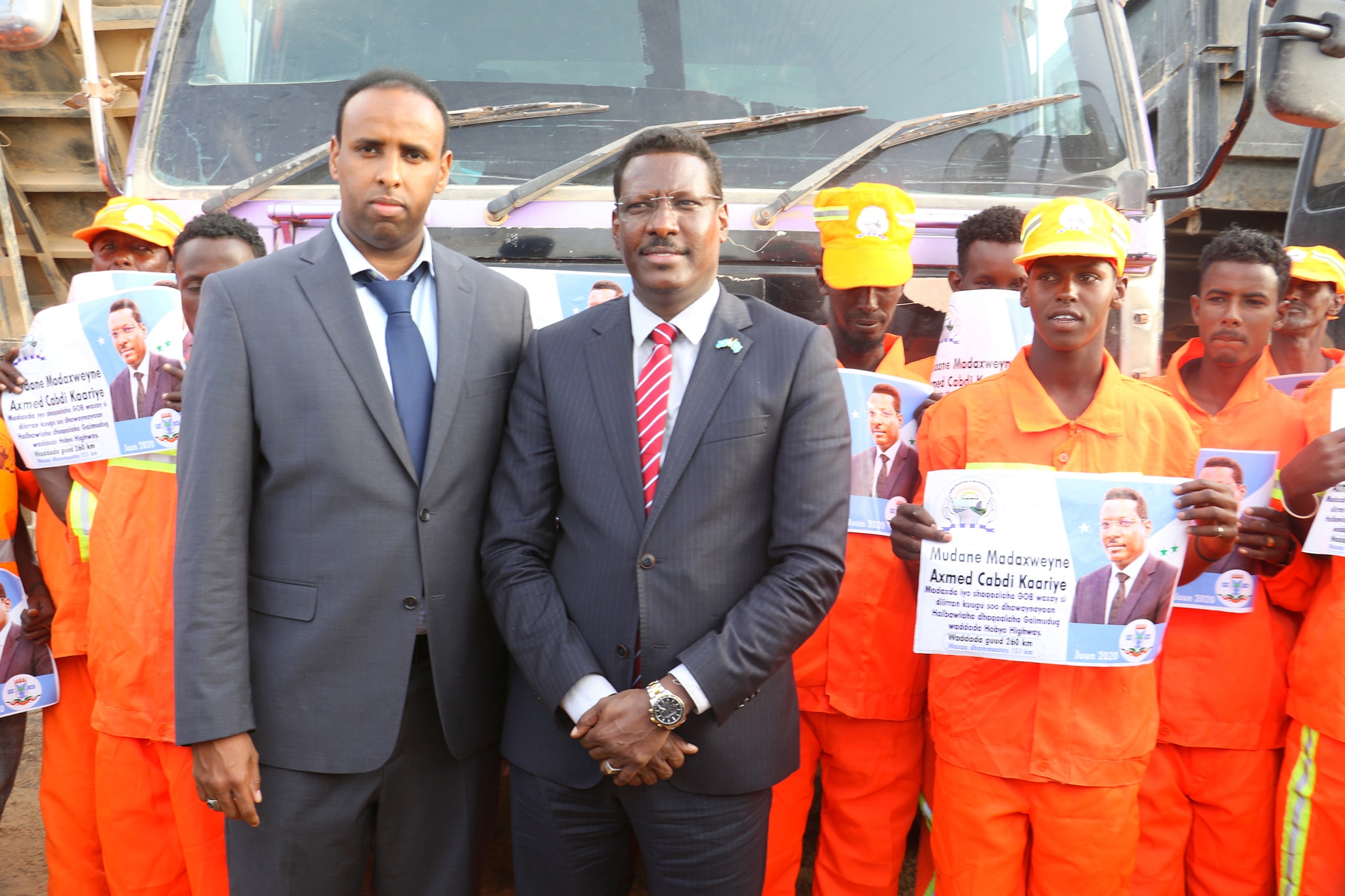 Madaxweyne Qoor Qoor oo booqday wadada (Hobyo Highway)+Sawirro