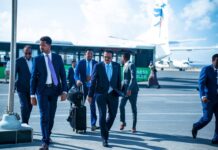 Farmaajo oo Muqdisho dib ugu laabtay +SAWIRO