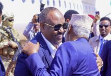 DAAWO: Deni iyo Xasan Cali Khayre oo Kismaayo tagay=SAWIRRO