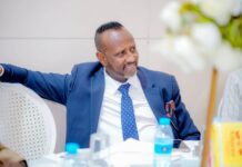 Deni oo shaqada kacayriyay Abwaan Ciiro