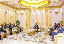 Madaxweyne Xassan iyo mucaaradka oo shir deg deg ah leh +SAWIRRO