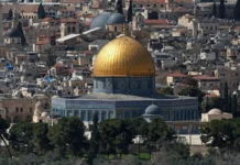 Siddeed waddan oo Carab iyo Islaami ah ayaa cambaareeyay xiritaanka Masaajidka Al-Aqsa ee Israa’iil.