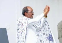 SAWIRRO Xasan Sheekh ayaa casho-sharaf Madaxtooyada uGu sameeyay Hoggaanka Dhaqanka Soomaaliyeed.