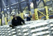 Mareykanka oo ka wal walsan beegsiga Iran ee warshadaha aluminiumka ee dalalka Khaliijka