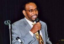 Faarax Macalin oo Villa Somalia ku dhiiragaliyay hub ka dhigista Mucaaradka.